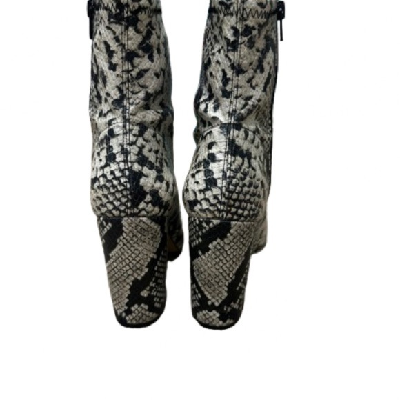 ALDO Black White Snakeskin Pattern Ankle Boots Booties 4” Block Heel Women’s 9M - Picture 6 of 7